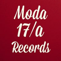 รูปภาพถ่ายที่ MODA17/A RECORDS โดย Metehan B. เมื่อ 11/4/2013