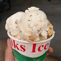 Photo taken at Liks Ice Cream by Abdullah K on 8/16/2021