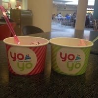 6/17/2015에 Diana O.님이 YoYo Frozen Yoghurt에서 찍은 사진