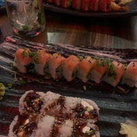 Foto diambil di Blue Sushi Sake Grill oleh Lina A. pada 1/8/2022