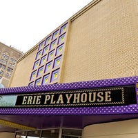 รูปภาพถ่ายที่ Erie Playhouse โดย David B. เมื่อ 12/15/2013