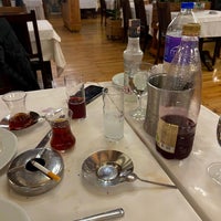 Photo taken at Köz Kanat Restaurant by 🇹🇷  ᴍᴇʀᴛ ᴛᴜ̈ʀᴋᴏɢ̆ʟᴜ on 3/3/2024