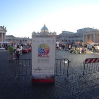 Photo taken at IV edizione INFIORATA storica di Roma by Paolo G. on 6/28/2014