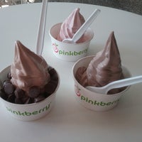 Photo taken at Pinkberry by Em♡Kay . on 10/21/2018