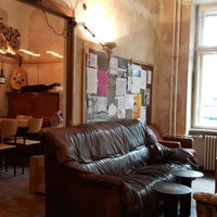 Photo taken at leuchtstoff Kaffeebar by Pauline on 5/5/2017