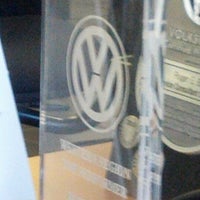 Photo taken at Niello Volkswagen by Abel on 10/5/2012