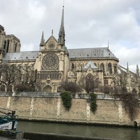 Photo taken at Batobus [Notre Dame] by Ardian S. on 2/5/2017
