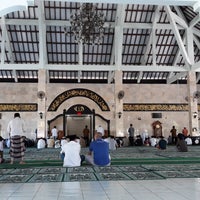 Photo taken at Masjid Agung Sudirman by Amos P. on 3/30/2018