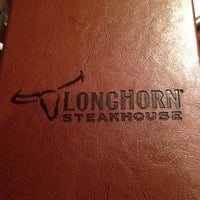Photo taken at LongHorn Steakhouse by Luis O. on 12/10/2012