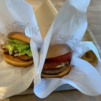 Photo taken at MOS Burger by Iro on 3/9/2023