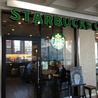 Photo taken at Starbucks Coffee 東京急行大井町駅店 by Papa P. on 1/11/2013