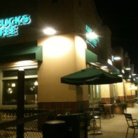 Photo taken at Starbucks by Hanan S. on 11/20/2012