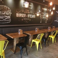 Foto diambil di Upper Burger Grill oleh Sergey Y. pada 5/9/2018