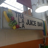 รูปภาพถ่ายที่ Tra La La Juice Bar โดย amanda b. เมื่อ 4/28/2013
