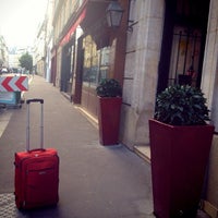 Foto scattata a Hôtel Turenne Le Marais da Ghada A. il 8/3/2014