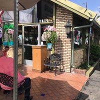 Photo prise au Sunrise Café - Lakewood par C M. le5/5/2019