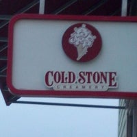 Photo taken at Cold Stone Creamery by Kirsten W. on 10/15/2012