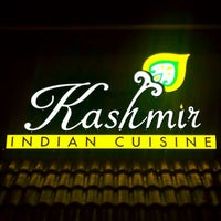Foto tirada no(a) Kashmir Indian Cuisine por Kashmir em 10/23/2014