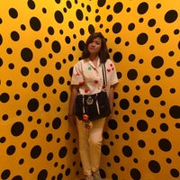 Photo taken at YAYOI KUSAMA: Life is the Heart of a Rainbow by Jazzypim on 8/27/2017