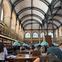 9/16/2019 tarihinde Vivian W.ziyaretçi tarafından Bibliothèque Sainte-Geneviève'de çekilen fotoğraf