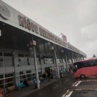 Photo taken at Niğde Şehirler Arası Otobüs Terminali by Ayşe Ö. on 3/10/2022