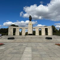 Photo taken at Soviet War Memorial Tiergarten by Ben R. on 9/14/2023