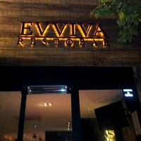 รูปภาพถ่ายที่ Evviva Restobar โดย Durval C. เมื่อ 10/18/2012