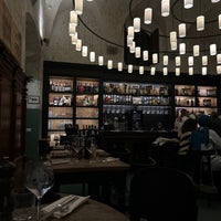 Foto tirada no(a) Osteria del Caffè Italiano por Rakan em 12/2/2023