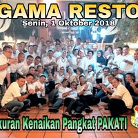 Photo taken at Gama Ikan Bakar &amp;amp; Seafood by Agung D. on 10/3/2018