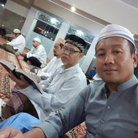 Photo taken at Masjid Babussalam by Agung D. on 3/7/2020