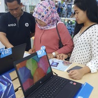 Photo taken at Jakarta Computer Center (JaCC) Mangga Dua Mall by Agung D. on 9/15/2018