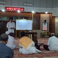 Photo taken at Masjid Babussalam by Agung D. on 2/1/2020