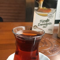 Foto scattata a Kahve Durağı Fatih da Şam Şam il 1/6/2020