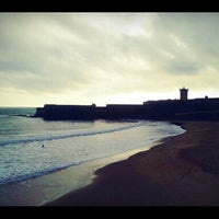 Foto diambil di Praia da Torre oleh Federica R. pada 2/1/2013