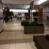 12/4/2017에 Jon L.님이 CF Market Mall에서 찍은 사진