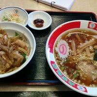 Photo taken at 大吉飯店 by dobacchi on 9/28/2014