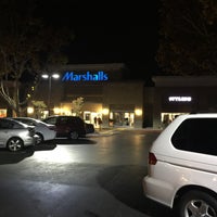 Photo taken at Marshalls / HomeGoods by Vinay N. on 12/6/2015