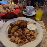 Photo taken at Stara Pizzeria by VlaMal on 9/21/2019