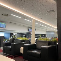 Photo taken at Business Lounge by Max B. on 9/22/2022