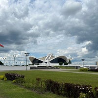 Photo taken at Площадь Государственного флага Республики Беларусь by Max B. on 6/18/2022