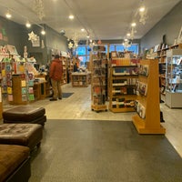 Photo taken at Brilliant Books by Alison M. on 12/29/2019