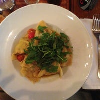 Foto tirada no(a) Café Buenos Aires na Fábrica por Klara L. em 7/12/2013