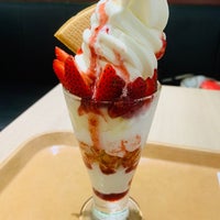 Photo taken at Italian Tomato Cafe Jr. plus by さやちぃ on 8/28/2020