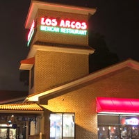 Foto tomada en Los Arcos Mexican Restaurant  por Colt B. el 11/9/2017