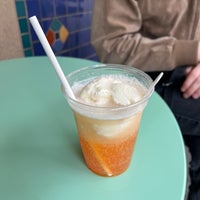Photo taken at Shug&amp;#39;s Soda Fountain and Ice Cream by Aaron K. on 9/17/2022