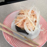 Foto diambil di KuruKuru Sushi oleh Aaron K. pada 3/8/2024