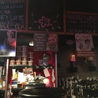 Foto tirada no(a) Lelu Coffee Lounge por Sandra B. em 7/7/2017