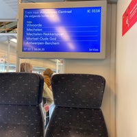 Photo taken at Train Bruxelles &amp;gt; Anvers / Trein Brussel &amp;gt; Antwerpen (Trein Brussel &amp;gt; Antwerpen) by Steven C. on 6/6/2020
