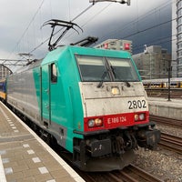 Photo taken at Intercity Direct Amsterdam Centraal - Brussel-Zuid/Midi by Steven C. on 6/18/2020