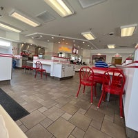 Photo taken at In-N-Out Burger by E.A. on 6/2/2022
